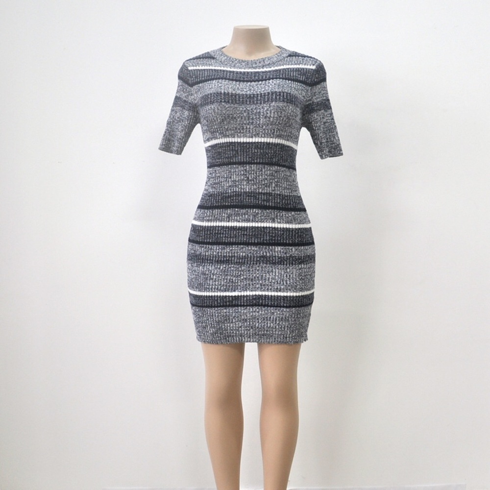 🌹🌹Adorable Grey Sweater Dress - Picture 5 of 8